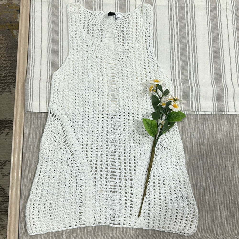 H&M Divided